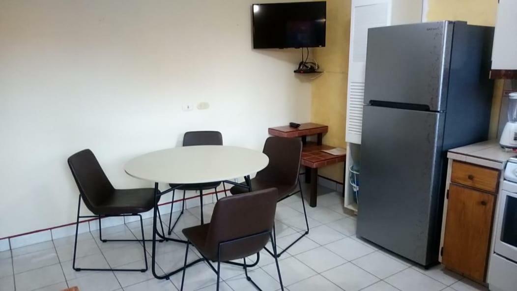 Brisas Del Caribe Suite Плая дел Кармен Екстериор снимка